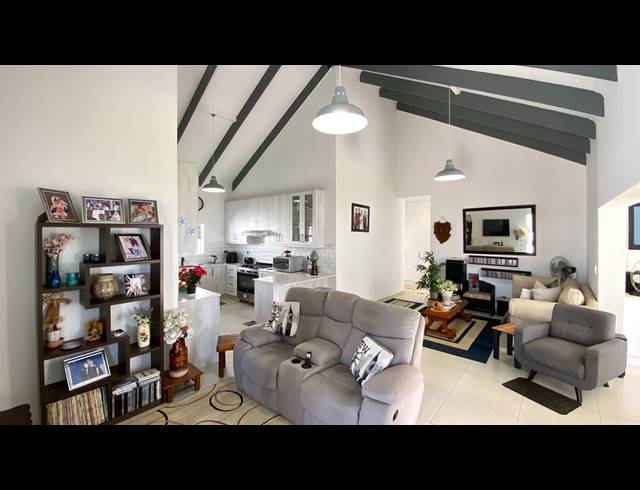 2 BEDROOM HOUSE FOR SALE IN ATLANTIC SANDS PRIVATE ESTATE